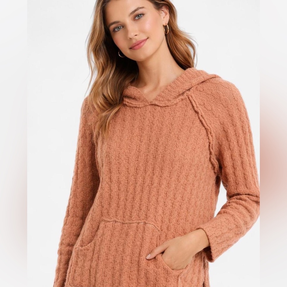 Textured Ribbed Cozy Hooded Women's Tan/Terracotta Sweater - Size Medium